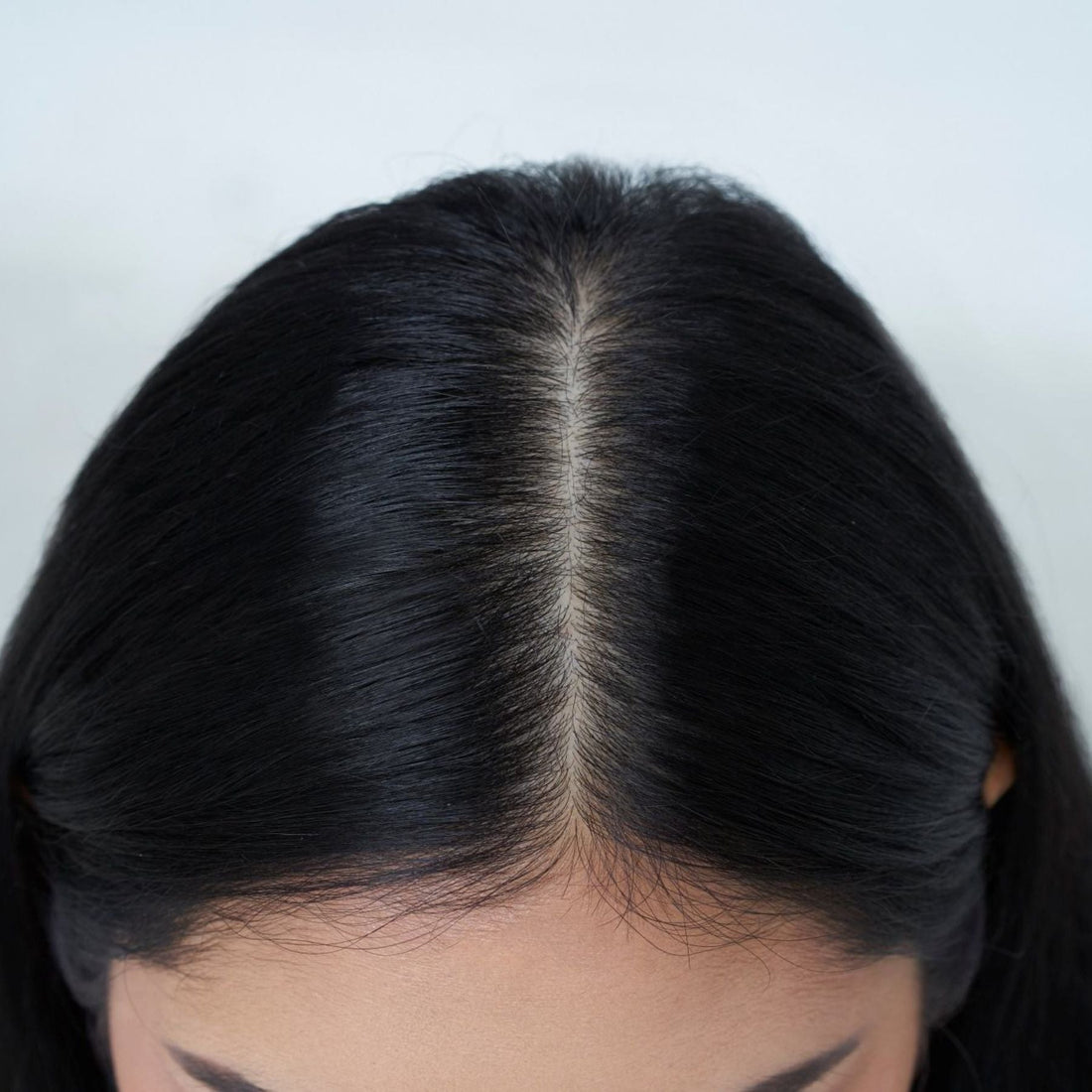Prendre soin de votre cuir chevelu : l’essentiel beauté pour vos cheveux !